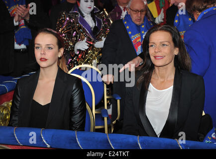 Eröffnungsfeier - Monte-Carlo 37th International Circus Festival mit: Prinzessin Stephanie von Monaco, Pauline Ducruet Where: Monte Carlo, Monaco bei: 17. Januar 2013 Stockfoto