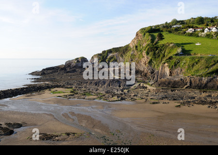 Am späten Abendlicht über Combe Martin Strand Devon England UK GB Stockfoto