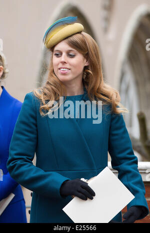 Mitglied der britischen königlichen Familie Königin Elizabeth II für den Ostersonntag Gottesdienst in St. Georges Chapel in Windsor Castle Featuring: Prinzessin Beatrice Where: Windosr, Vereinigtes Königreich: 31. März 2013 Stockfoto