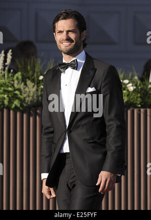 Gala-Dinner vor der Hochzeit der schwedischen Prinzessin Madeleine und Chris O'Neill Samstag (13 Jun 08) - Ankünfte Featuring: Prinz Carl Philip von Schweden wo: Stockholm, Schweden: 7. Juni 2013 Stockfoto