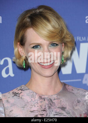 2013 im The Beverly Hilton Hotel Featuring Crystal + Lucy Awards statt: Januar Jones wo: Los Angeles, California, Vereinigte Staaten von Amerika bei: 12. Juni 2013 Stockfoto