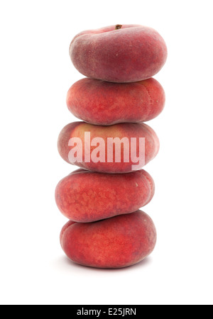 flache Donut Pfirsiche isoliert auf weiss Stockfoto