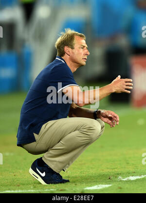 Natal, Brasilien. 16. Juni 2014. US-Fußball-Nationalmannschaft deutsche Trainer Juergen Klinsmann gesehen während der FIFA WM 2014 Gruppe G vorläufige Vorrundenspiel zwischen Ghana und den USA an der Estadio Arena Das Dunas Stadion in Natal, Brasilien, 16. Juni 2014. Bildnachweis: Dpa picture Alliance/Alamy Live News Stockfoto