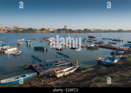 Segelboote auf Nil, Blauer Nil-Segel-Club, Khartoum Stockfoto