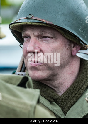 Eine Nachstellung oder Reenactment, Gruppe, spezialisiert in amerikanischen GIS-der 2. Weltkrieg aus d-Day, Juni 1944 bis Kriegsende Stockfoto