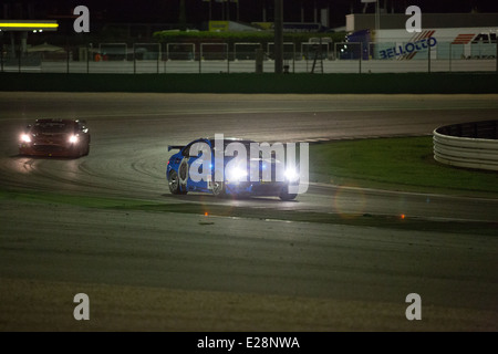 BMW M3 GT4 PRO von Las Moras Racing Team, angetrieben durchtrennt Rob (NED) und BRAAMS Liesette (NED), der europäischen GT4-Serie Stockfoto