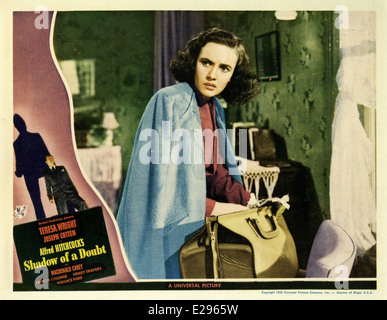 Schatten eines Zweifels - Filmplakat, Lobby Card - Regie: Alfred Hitchcock Stockfoto