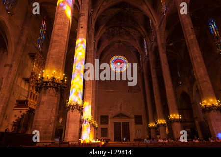 Innenraum der Kathedrale von Mallorca, Palma Stockfoto