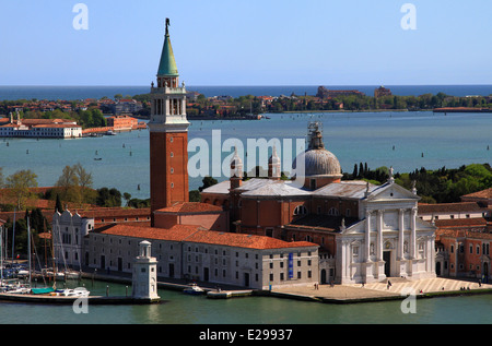 Piazza San Marco, Turm Campanile, Chiesa di San Giorgio Maggiore, Fondazione Giorgio Cini, Canale della Giudeccc, atemberaubend. Stockfoto