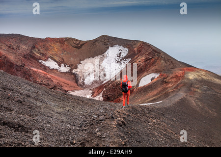 Wandern über die Spitze des Ätna Stockfoto