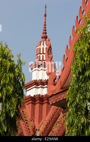 Das nationale Museum von Kambodscha in Phnom Penh ist Kambodschas größte Museum für Kulturgeschichte. Stockfoto