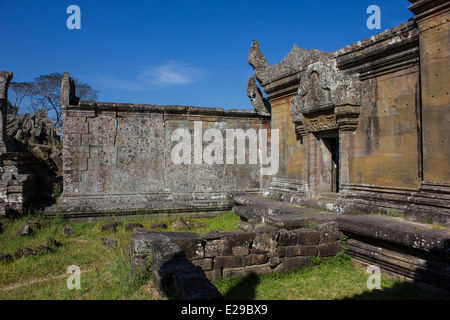 Preah Vihear Tempel ist eine alte Hindu-Tempel, der auf einer 525 Meter hohen Klippe im Dangrek-Gebirge, Kambodscha befindet. Stockfoto