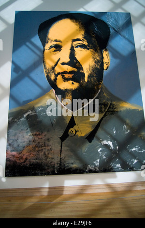 "Mao", gemalt von Andy Warhol (1928 – 1987) Acryl und Siebdruck auf Leinwand Messung 176,5 x 136,5' 1972 Stockfoto