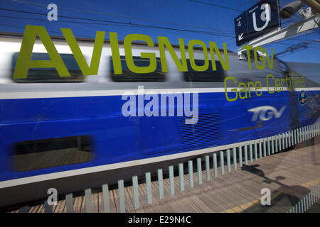 Frankreich, Vaucluse, Avignon TGV Bahnhof von den Architekten Jean Marie Duthilleul und Jean Francois Blassel Stockfoto