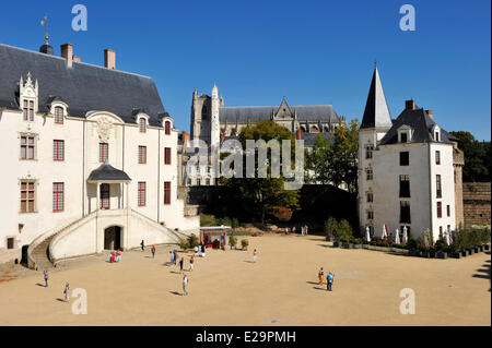 Frankreich, Loire-Atlantique, Nantes, grün Kulturhauptstadt 2013, Château des Ducs de Bretagne (Herzöge der Bretagne Burg) und die Stockfoto