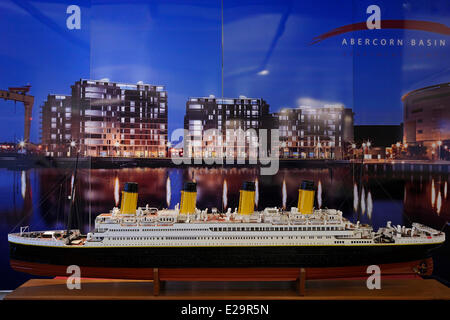 Großbritannien, Nordirland, Belfast, dockt Bezirk von Queen Island, Titanic Belfast Experience Center, Modell Stockfoto