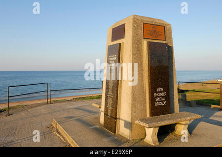 Frankreich, Calvados, Colleville Sur Mer, Omaha Beach, die 5. uns Engineer Special Brigade Denkmal Stockfoto