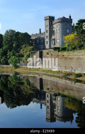 Irland, Grafschaft Kilkenny, Kilkenny, Burg und Nore Fluss Stockfoto