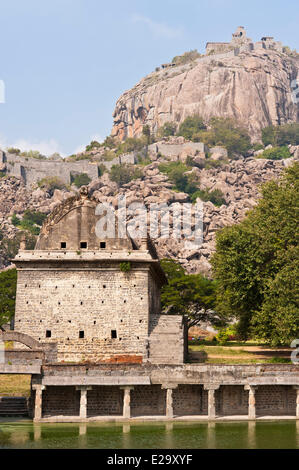 Indien, Tamil Nadu State Gingee, die Überreste des Forts gebaut im 16. Jahrhundert durch die Vijiyanagar mit Blick auf die Stockfoto