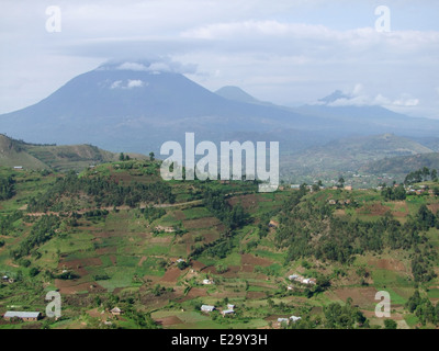 Luftbild in den Virunga-Bergen in Uganda (Afrika) Stockfoto