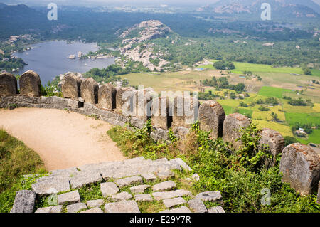 Indien, Tamil Nadu State Gingee, die Überreste des Forts gebaut im 16. Jahrhundert durch die Vijiyanagar mit Blick auf die Stockfoto