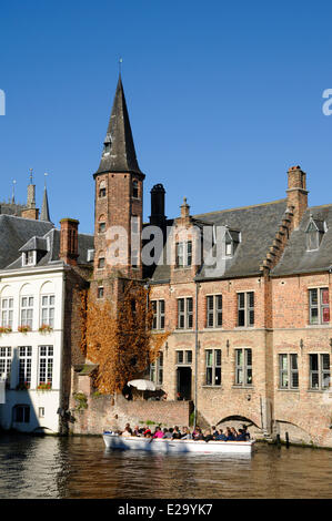 Belgien, Westflandern, Brügge, Altstadt Weltkulturerbe der UNESCO, Boote von Kai Rosenkranz als nächstes gesehen Stockfoto