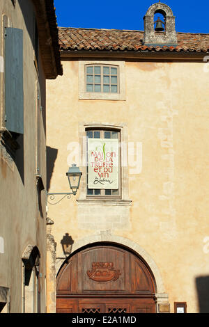 Frankreich, Vaucluse, Lubéron, Menerbes, beschriftete Les Plus Beaux Dörfer de France (die schönsten Dörfer Frankreichs), Maison Stockfoto