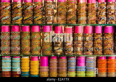 Indien, Andhra Pradesh Zustand, Hyderabad, Armbänder Shop in Laad bazar Stockfoto