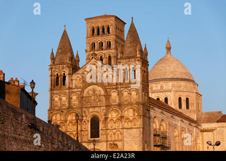 Frankreich, Charente, Angouleme, Kathedrale St-Pierre Stockfoto