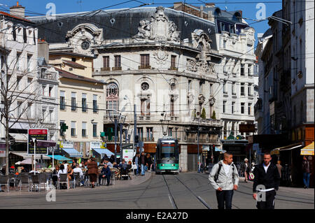 Frankreich, Loire, Saint Etienne, Place du Peuple (Platz des Volkes), Straßenbahn Stockfoto