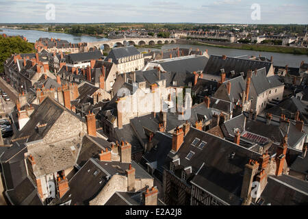 Frankreich, Loir et Cher, Loire-Tal Weltkulturerbe von UNESCO, Blois, Blick auf die Altstadt vom Schlossplatz Stockfoto