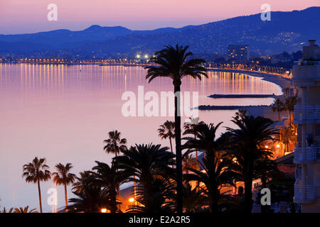 Frankreich, Alpes Maritimes, Golfe De La Napoule, Cannes, Boulevard Hibert, im Hintergrund Mandelieu Stockfoto