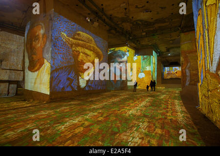 Bouches-du-Rhône, Frankreich, Les Baux de Provence, Carrieres de lumières, zeigen von Gianfranco Iannuzzi über Gauguin Van Gogh Stockfoto