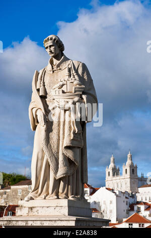 Portugal, Lissabon, Stadtteil Alfama, Sao Vicente-Statue auf der Terrasse des Largo Das Portas do Sol Stockfoto