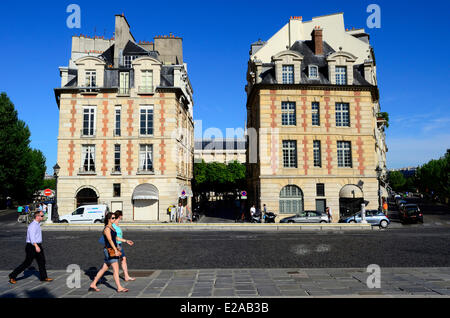 Frankreich, Paris, Ile De La Cite, Straße der Pont Neuf (neue Brücke) und Dauphine-Gebäude Stockfoto