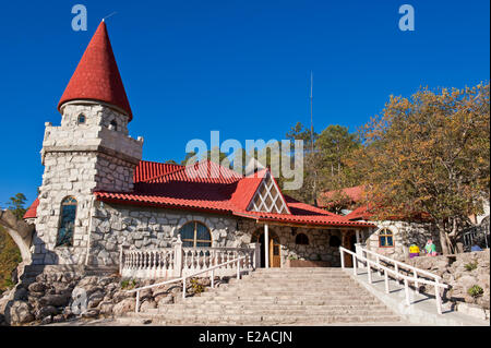 Mexiko, Staat Chihuahua, Sierra Madre, Barranca del Cobre (Copper Canyon), Villa Tarahumara Hotel Stockfoto