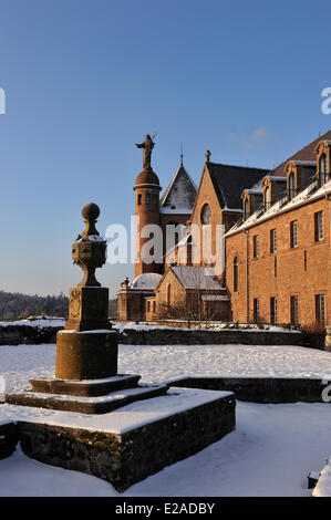 Frankreich, Bas-Rhin, Mont St. Odile, Sainte Odile Convent, geographische Sonnenuhr mit 24 Gesichtern Stockfoto