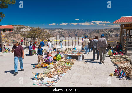Mexiko, der letzte Staat Chihuahua, Barranca del Cobre (Copper Canyon), die Eisenbahnlinie (El Chepe) von Los Mochis nach Chihuahua Stockfoto