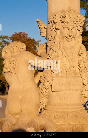 Spanien, Madrid, Retiro Park erstellt im 17. Jahrhundert, Alcachofa aus dem 18. Jahrhundert Brunnen von Architekt Ventura Rodriguez Stockfoto