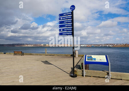 Kanada, Nova Scotia, Halifax, der Hafen und Uferpromenade, Tourismus und Auslegung Beschilderung Stockfoto