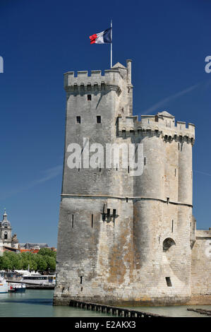 Frankreich, Charente Maritime, La Rochelle, Tour Saint-Nicolas (Nikolaus-Turm), der alte Hafen Stockfoto