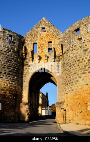 Frankreich, Dordogne, Perigord Noir, Dordogne-Tal, Domme, gekennzeichnet die schönsten Dörfer in Frankreich, Domme, Porte des Tours Stockfoto