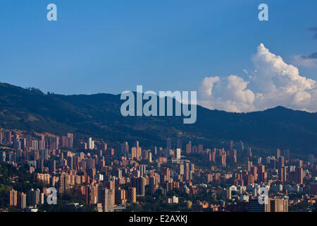 Kolumbien, Antioquia Abteilung, Medellin, allgemeine Anzeigen af eine Wohngegend der Stadt, dem Barrio Robledo Stockfoto