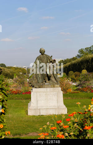 Frankreich, Paris, Jardin des Plantes (Botanischer Garten), Statue von Georges-Louis Leclerc de Buffon, Biologe und Wissenschaftler Stockfoto