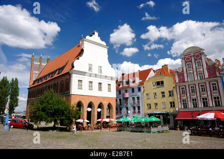 Polen, Westpommern, Stettin, Terrassen vor dem alten Rathaus auf dem Heu, Marktplatz in der Altstadt Stockfoto