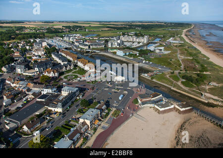 Frankreich, Calvados, Courseulles Sur Mer, Mündung des Seulles (Luftbild) Stockfoto