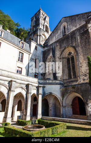 Frankreich, Dordogne, Perigord Vert Brantome, Abtei von Saint-Pierre, der Glockenturm Stockfoto