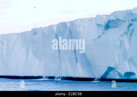 Norwegen, Spitzbergen, Nordaustlandet, Brasvell Gletscher Stockfoto