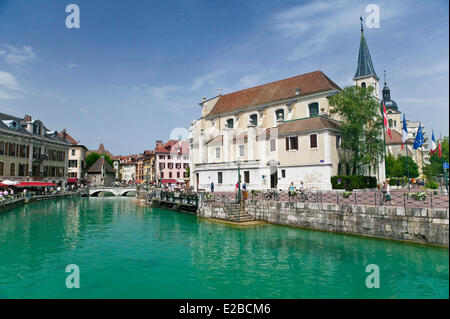 Frankreich, Haute Savoie, Annecy, Quai de l ' Isle und Fluss Thiou Stockfoto