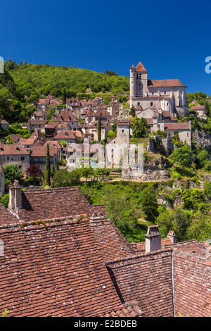 Frankreich, Menge, Saint-Cirq Lapopie, gekennzeichnet Les Plus Beaux Dörfer de France (The Most schöne Dörfer von Frankreich) Stockfoto